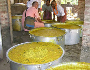 Santipur prasadam distribution festival