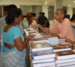 Bhagavad Gita Reaches Citizens of Mumbai