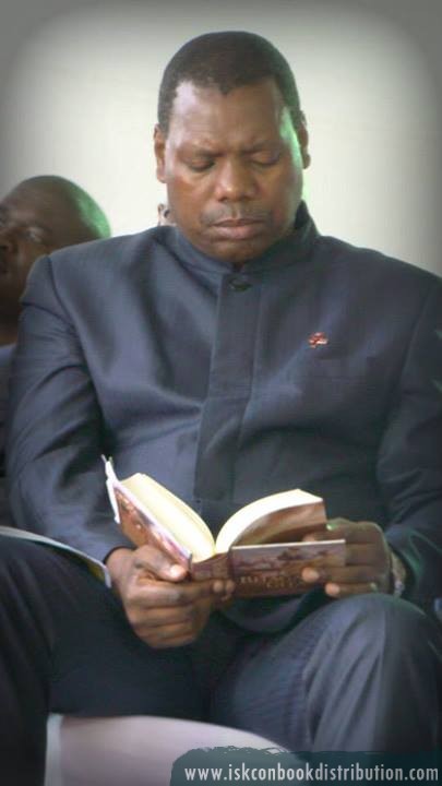 A leading Politician, Dr Zweli Mkhize can't resist delving into Bhagavad Gita